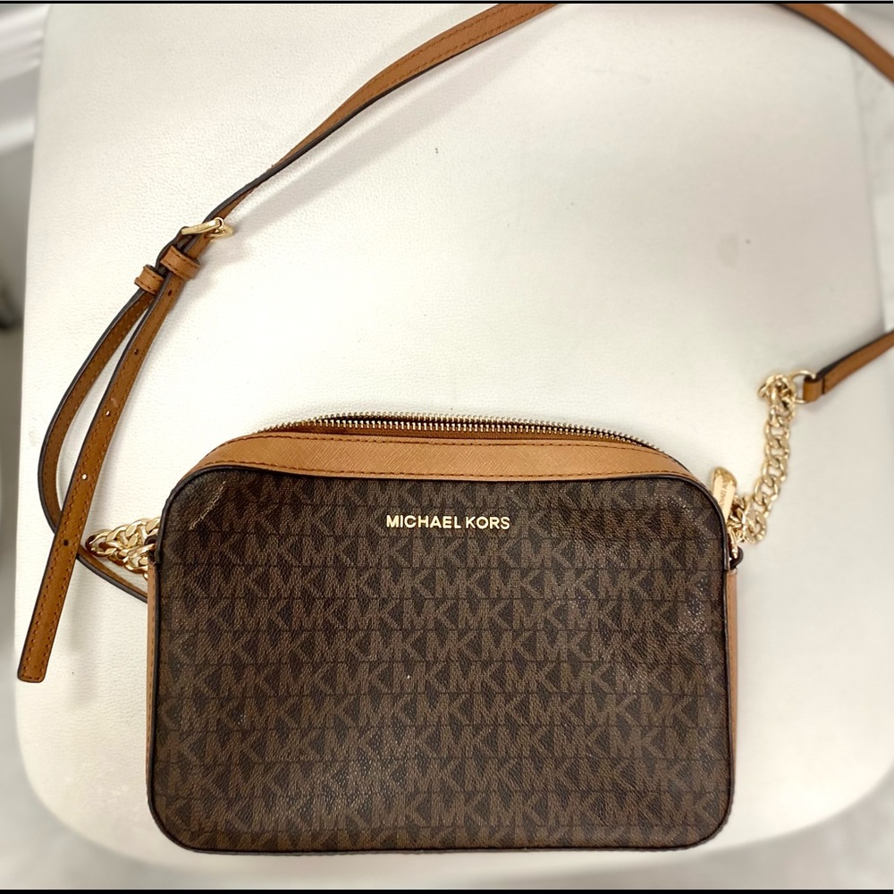 MK Ginny medium logo crossbody bag